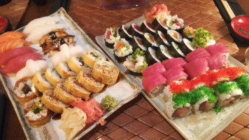 Besuto Sushi food