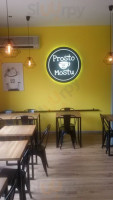 Prosto Z Mostu Cafe inside