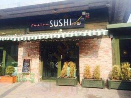 Fusion Sushi food