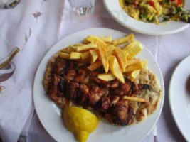 Elaionas Taverna food