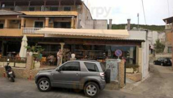 Δέσποινα Bakery outside