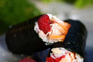 Handroll food