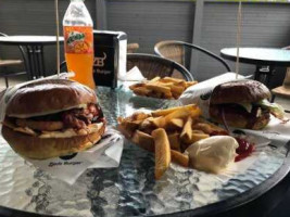 Zjedz Burger food