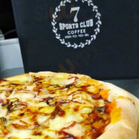 Seven Sports Club food