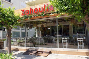 Zahoulis outside