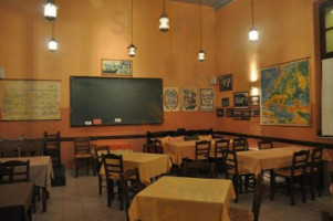 Taverna To Scholio inside