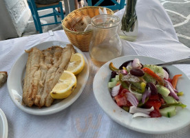 Ο Φάρος food