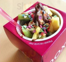 Chillbox Frozen Yogurt Juicy Spoons food