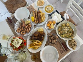 Ταβέρνα Χριστίνης food