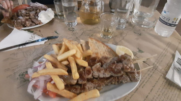 Castello Taverna food