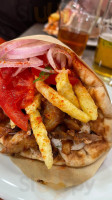 Bouloukos Kebab food