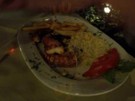 Oneiro Taverna food