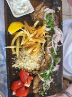 Taverna Ouzaki food