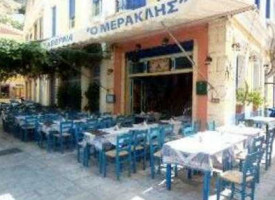 Taverna Meraklis inside