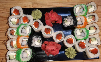 Sushi Autumn food