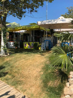 Ble Akrogiali Beach Bar Restaurant outside