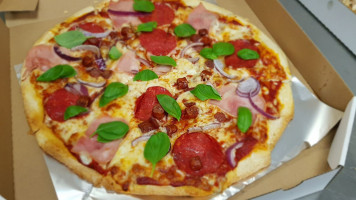 Pracownia Pizzy Naramowice food