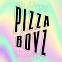 Pizza Boyz food