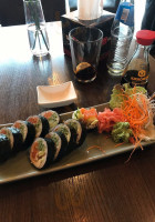 Hana Sushi Zlote Tarasy food