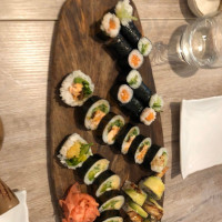 Yana Sushi Ruczaj food