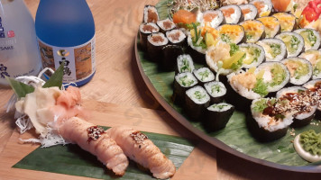 Sushi Warsztat food