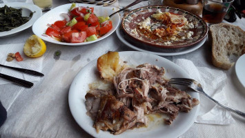 Νερόμυλος food