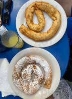 Σκοπελίτικες Τυρόπιτες Μιχάλης food