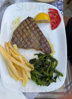 La Vinaria Taverna food