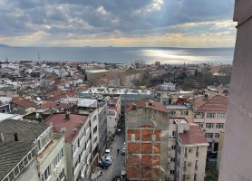 Hanzade Terrace outside