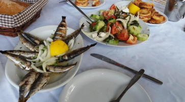 Taverna Zambakos food