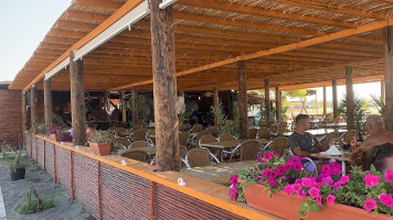 Pizzeria Noki Beach inside