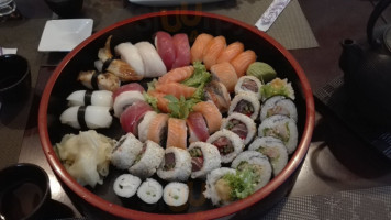 Narada Sushi Club food