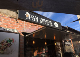 Pan Kumpir food