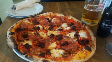 Pizzeria Camorra food