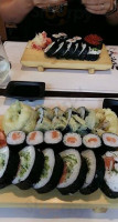 77 Sushi food