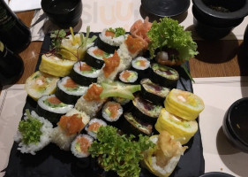 77 Sushi food