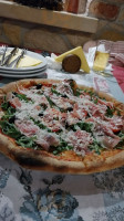 Stary Piec Pizzeria food