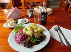 Zajazd Na Rozdrożu food