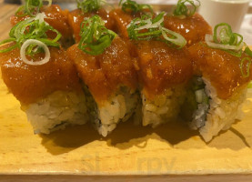 Hana Sushi food