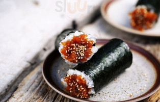 Handroll food