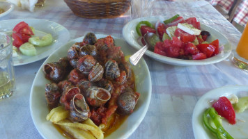 Taverna Mantalos food