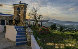 Taverna Sunset Balkony inside