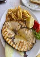 Taverna Akrohoria food