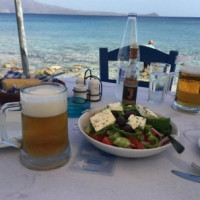 Trata Fish Tavern food