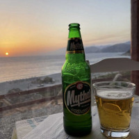 Pelagos Fish Tavern food