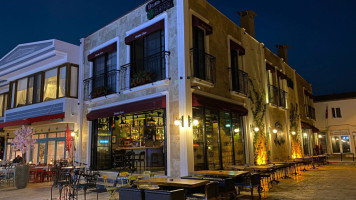 Dubh Linn Pub inside