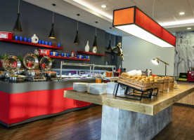 Ibis food