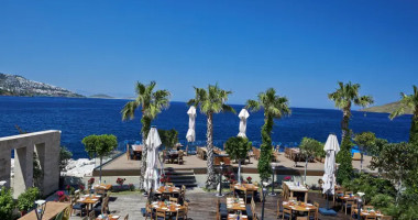 Nusr-et Bodrum outside