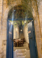 Taverna Geronymos inside