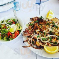 Taverna Vasilis food